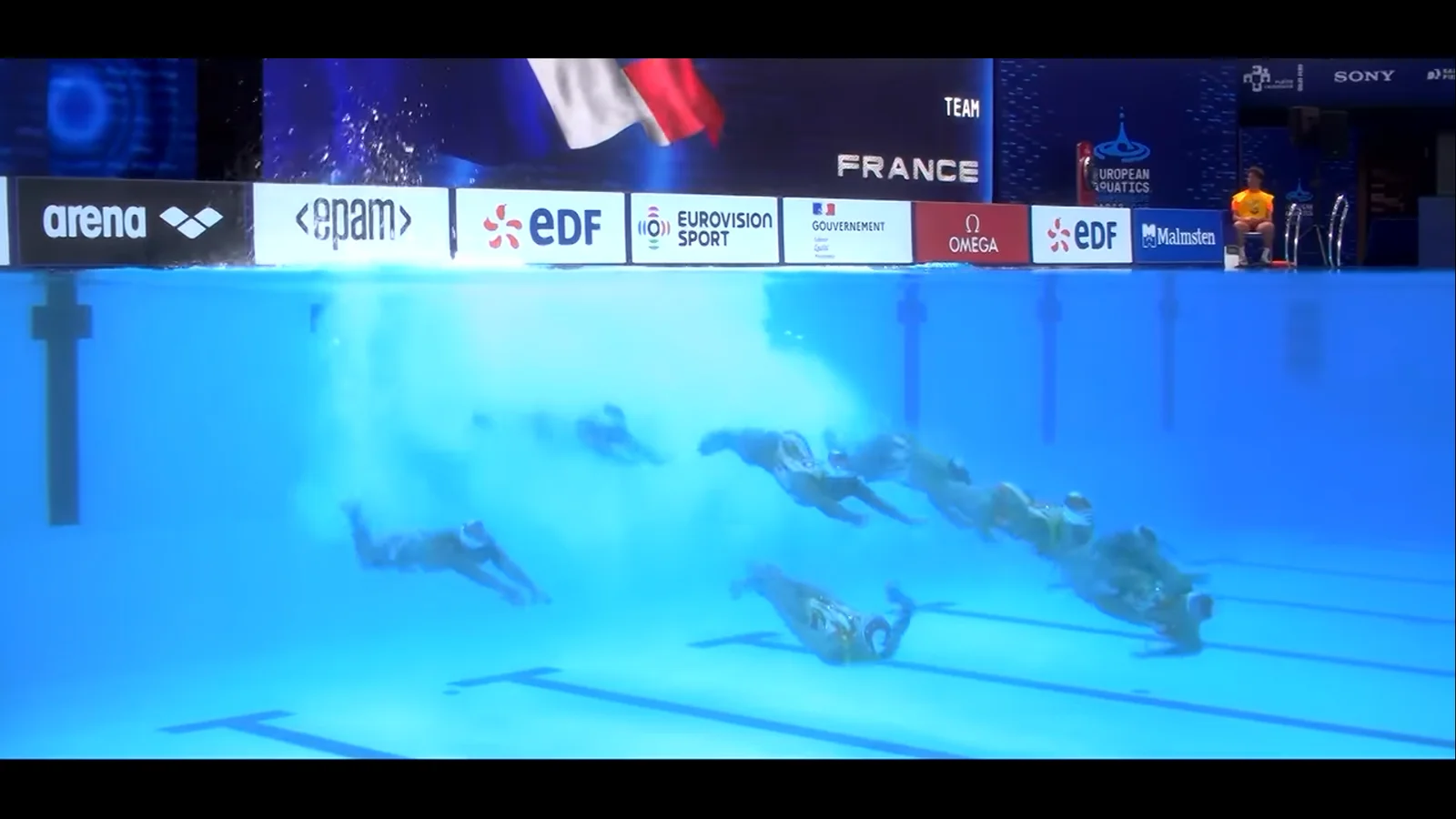 Relay team introduction with animated flag